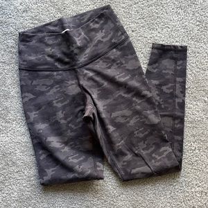 Fabletics Camo leggings